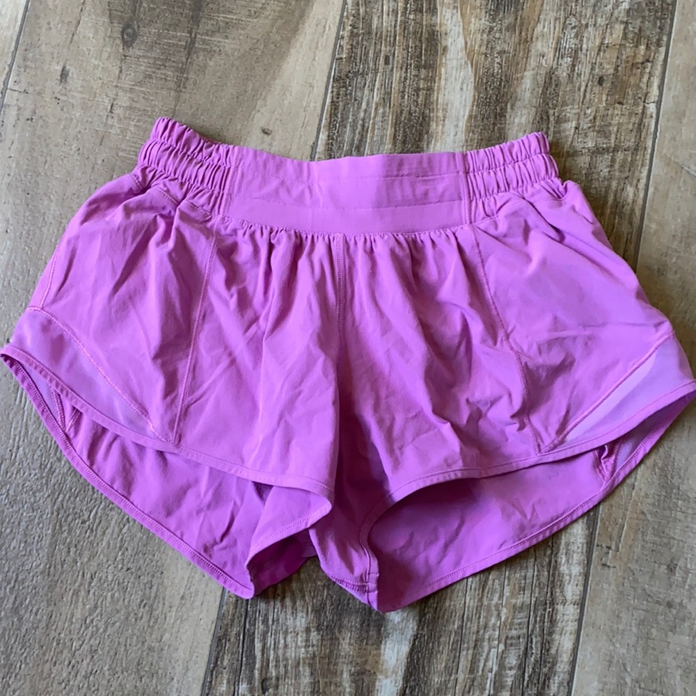 Hotty hot lululemon